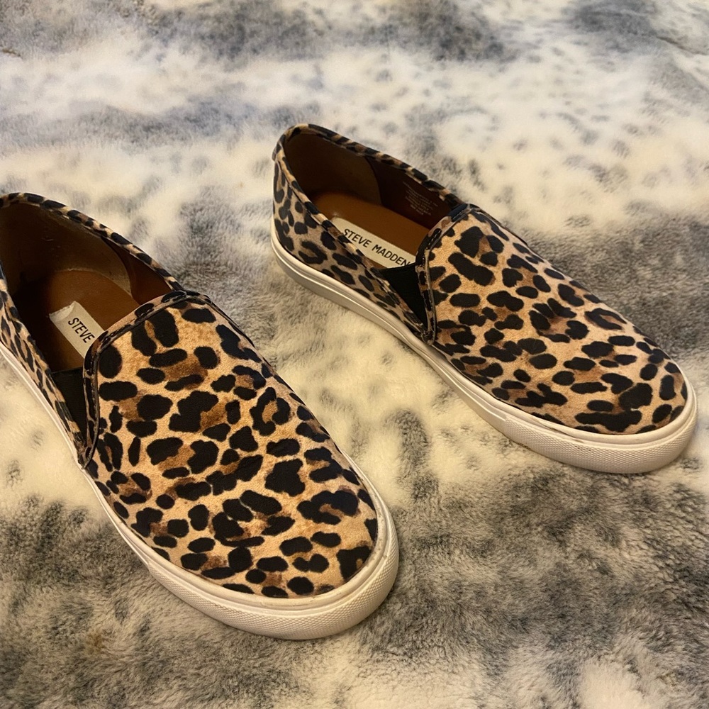 Leopard print Steve Madden slip on shoes